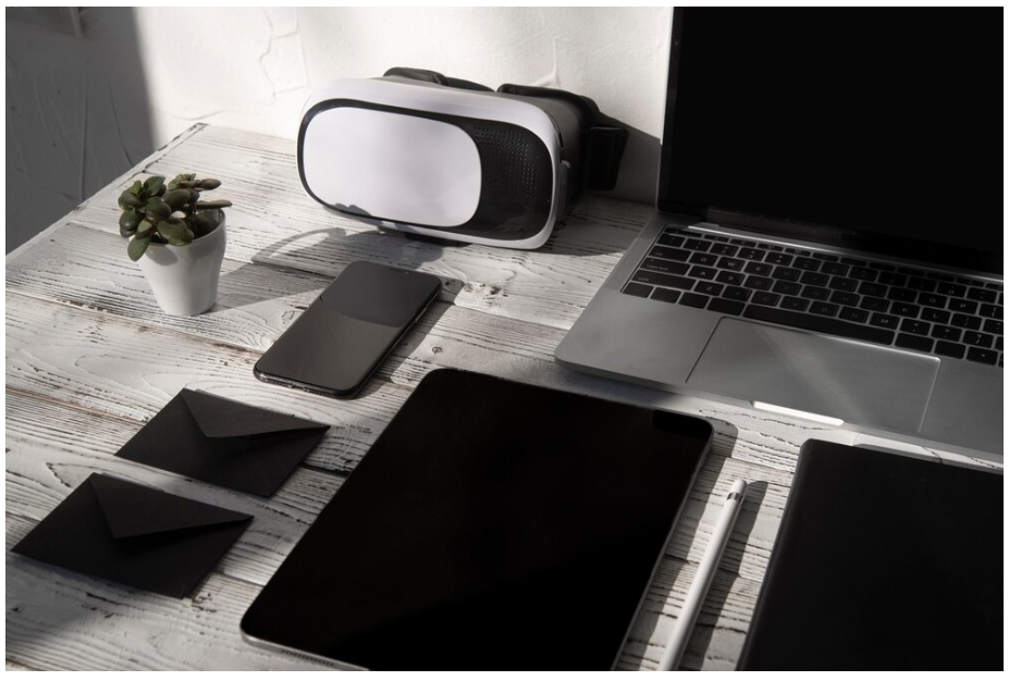 Gadget tecnologici personalizzati: i migliori per rafforzare il tuo brand