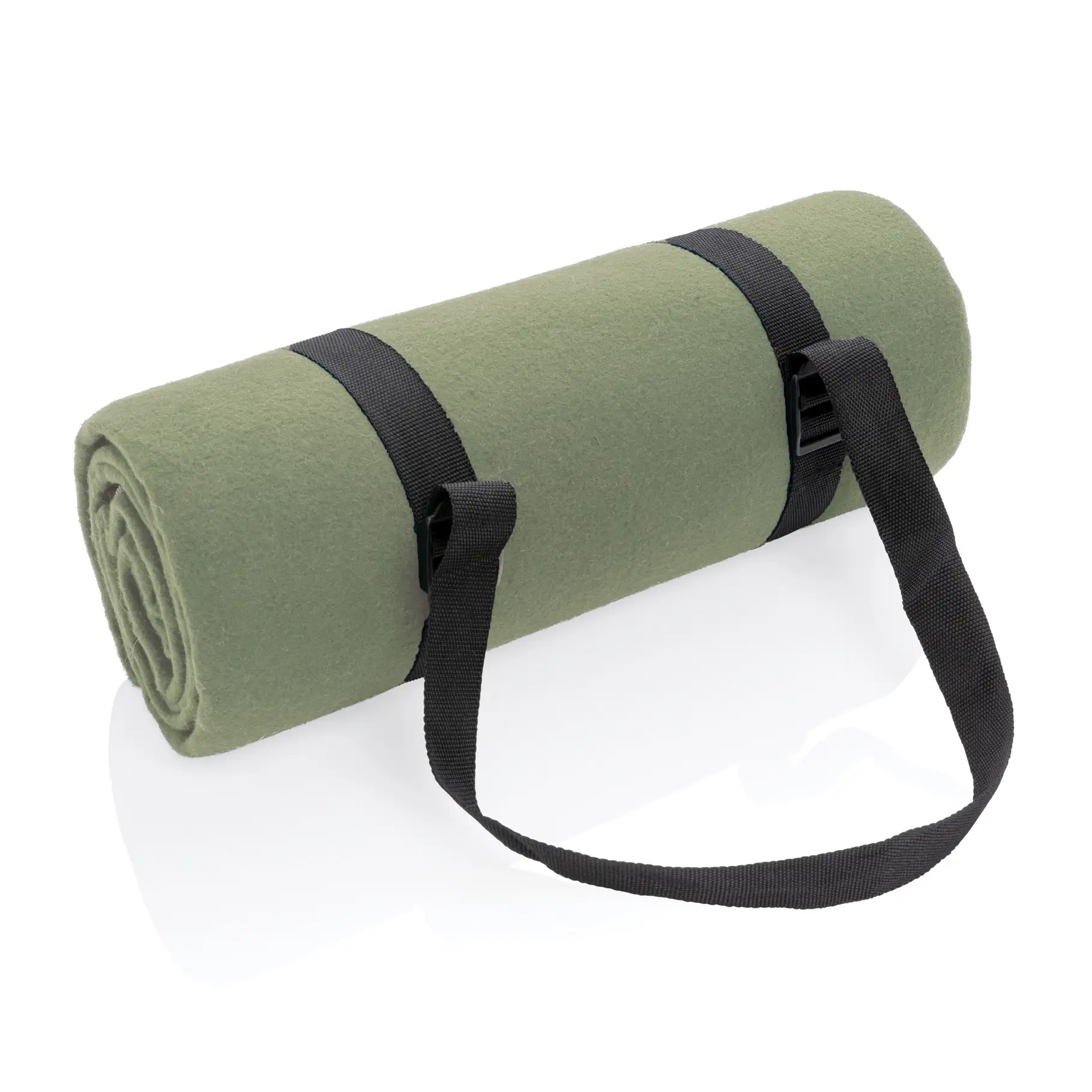 Coperta da picnic verde in RPET arrotolata con tracolla